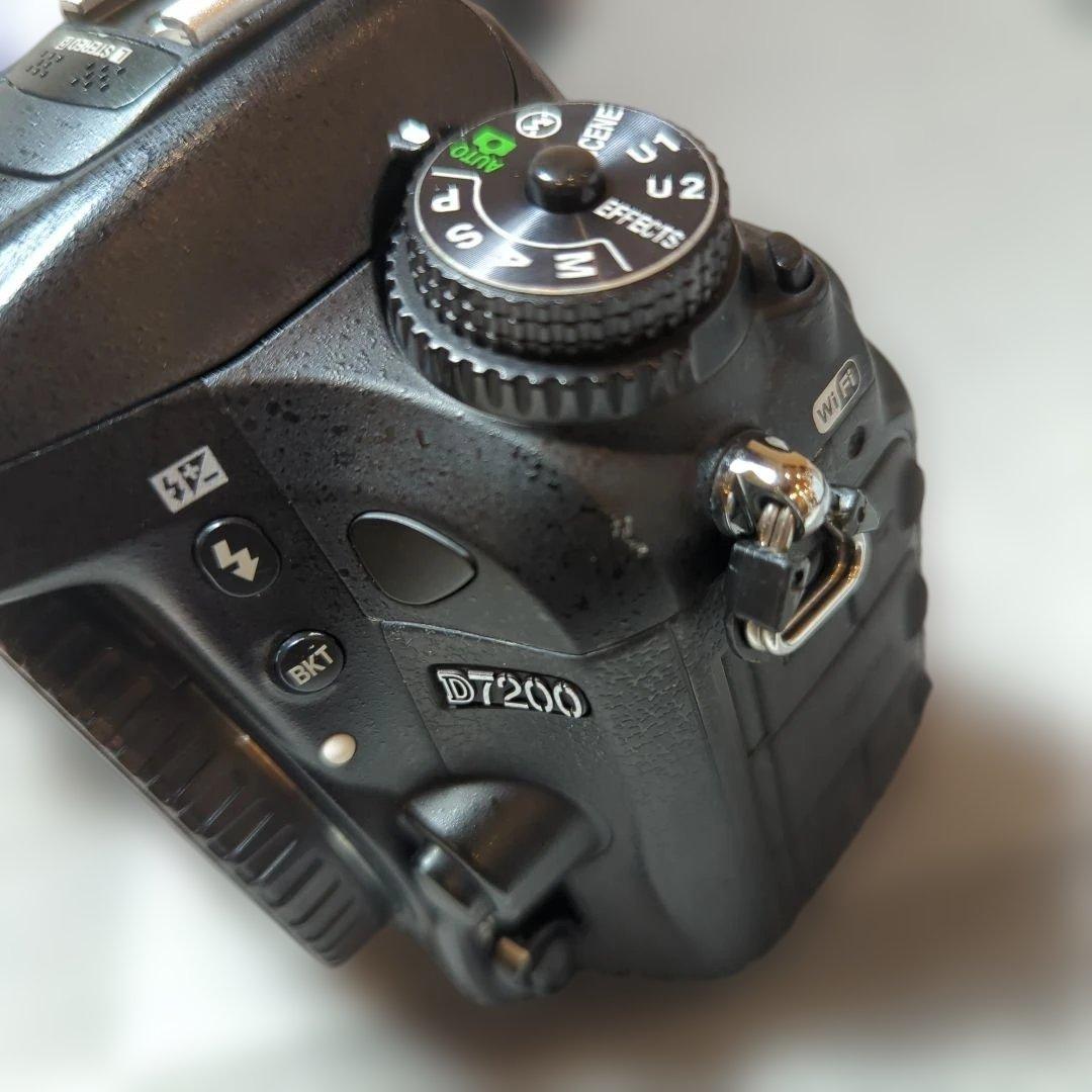 Nikon D7200 デジタル一眼レフカメラ 本体