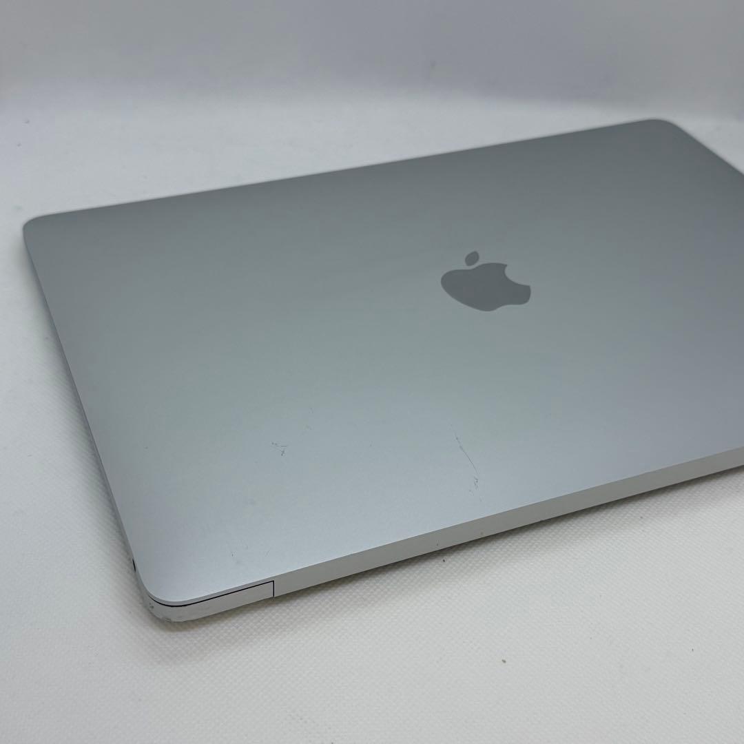 MacBook Air 2019 (A1932) 8GB/128GB シルバー
