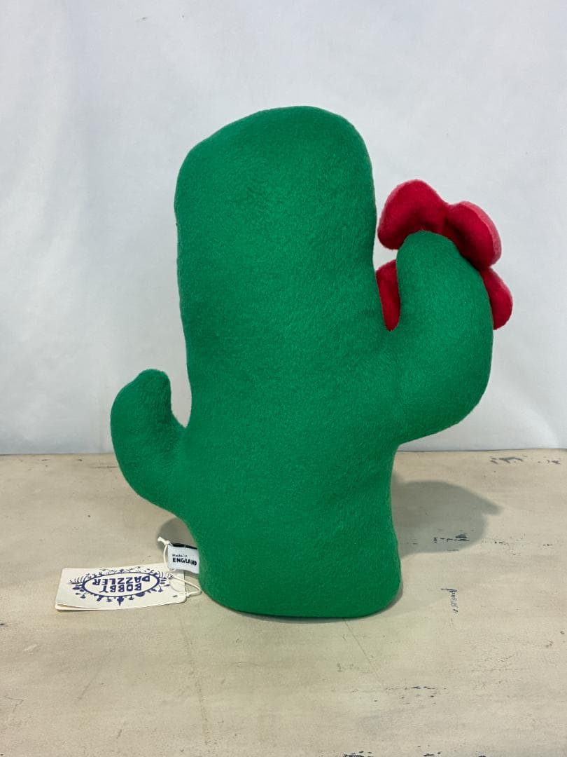 ✦ BOBBY DAZZLER ✦　ハンドメイド　UK　タグ付き　サボテン　人形