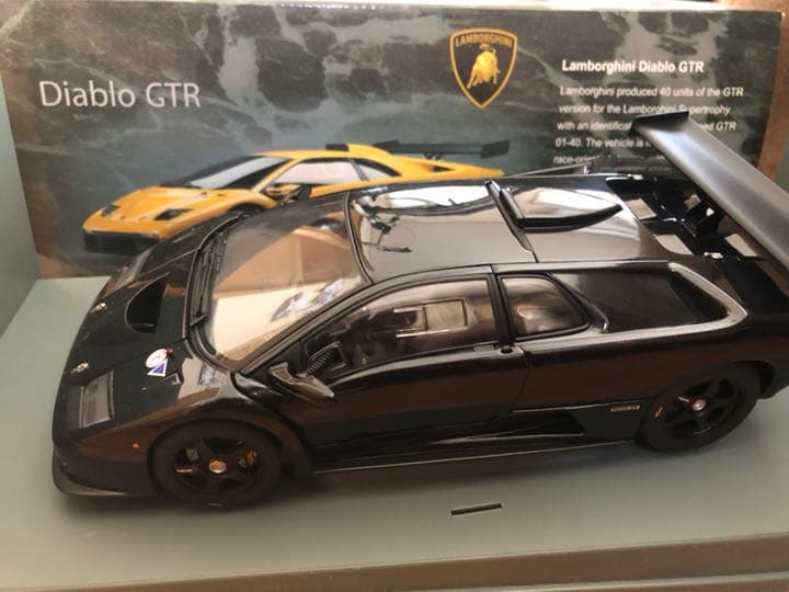 ランボルギーニ ディアブロ GTR 1/18