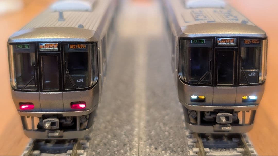 カトー 10-947 223系2500番代〈関空・紀州路快速〉タイプ 4両セット