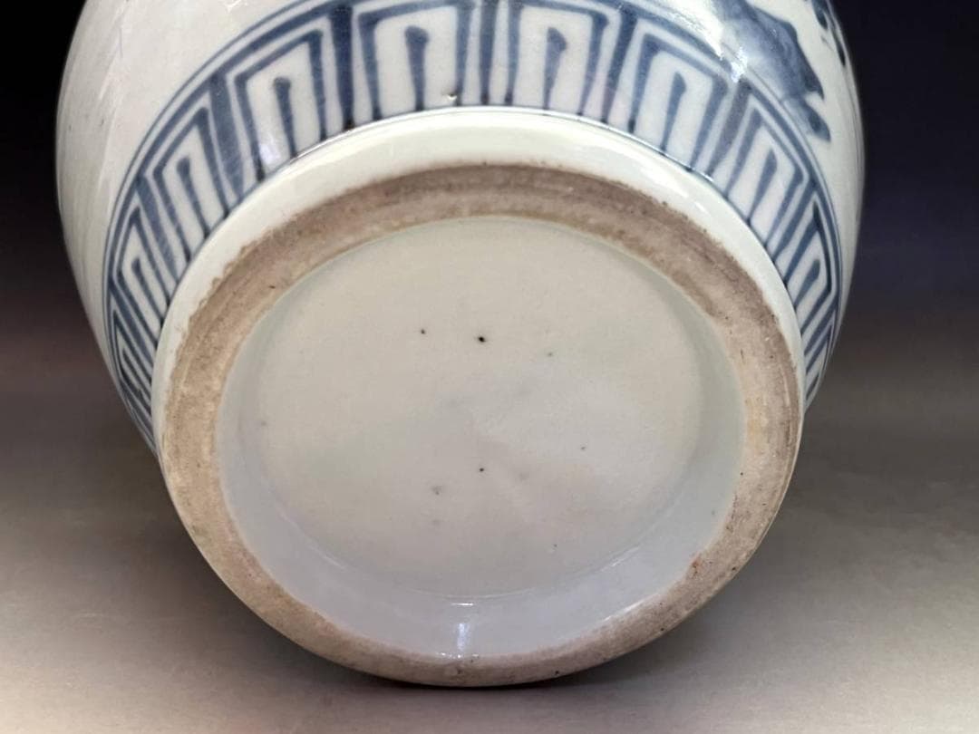 壷■李朝 染付 花蝶唐草紋 青華 古玩 唐物 花瓶 花器 中国 時代物 骨董品■