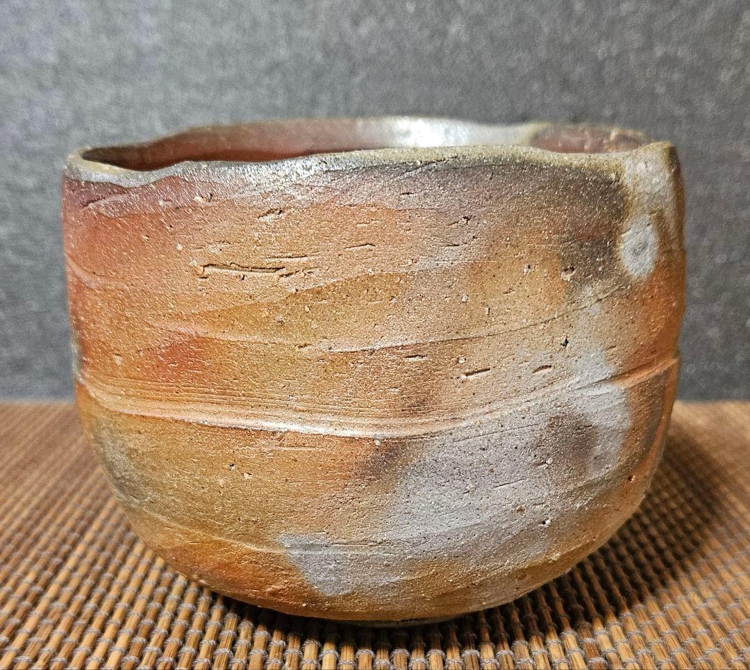 【茶道具　茶器】備前焼　いさむ　勇 造　大振り　備前　窯変　茶碗　茶事　茶の湯