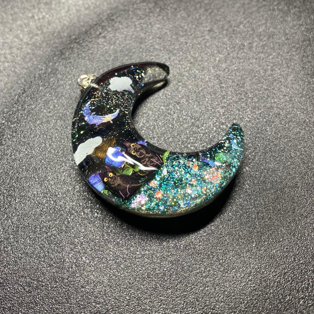 〜fairy様〜新作　天然石　レジンネックレス　【猫ちゃんと浜辺】