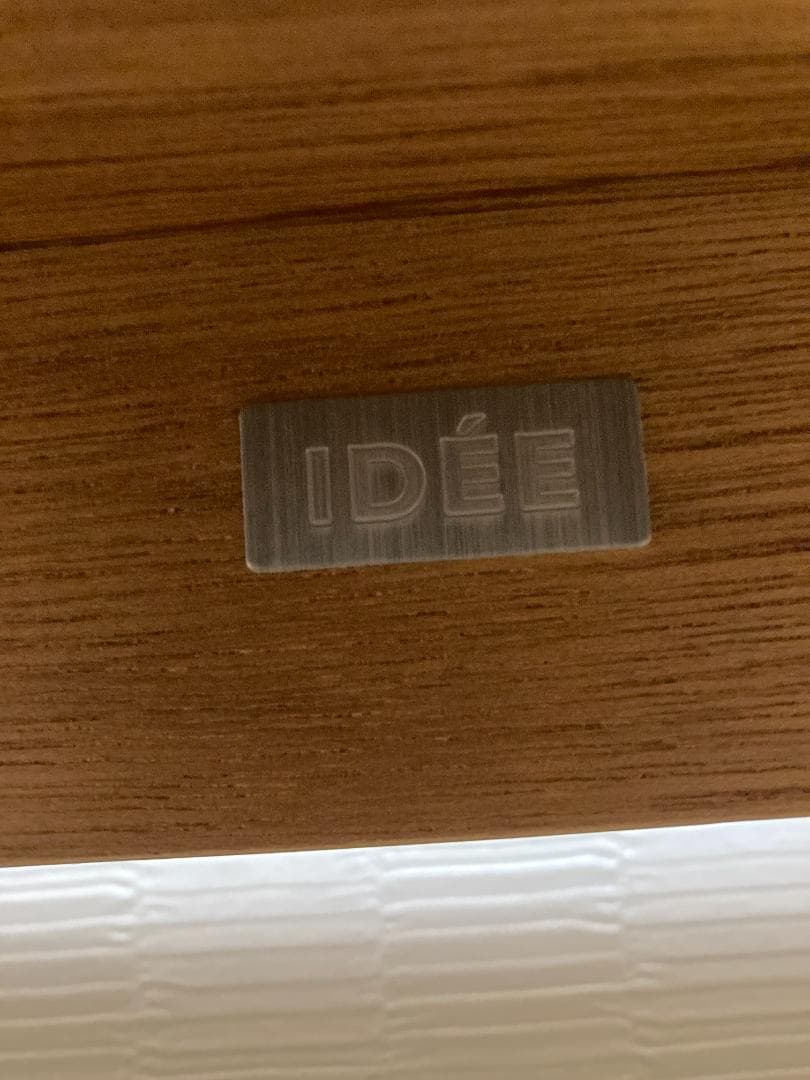 IDEE STILT TABLE 1000 White イデースティルトテーブル