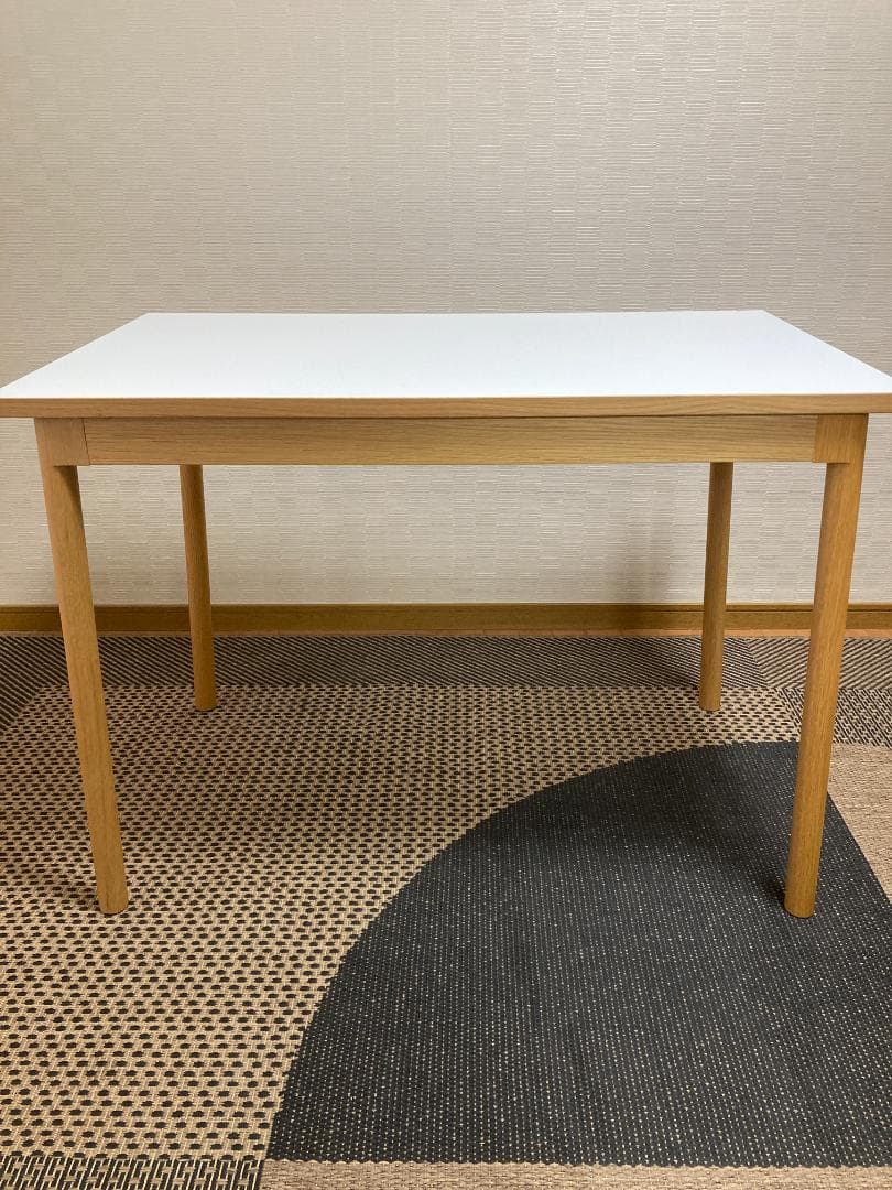 IDEE STILT TABLE 1000 White イデースティルトテーブル