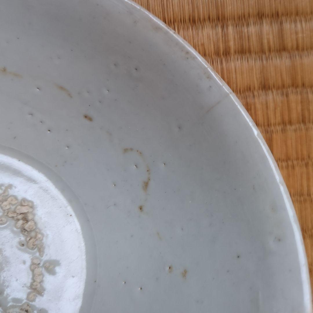 淡い青色の陶器製丸型鉢 骨董品 李朝白磁碗　骨董品　古美術