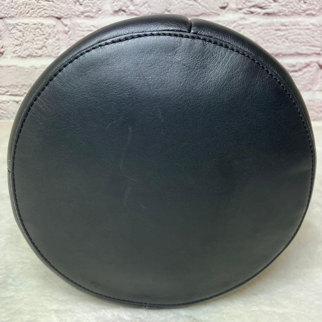 J&M Davidson✨デイジー ウィズ スタッズ 巾着 黒 バンドバッグ