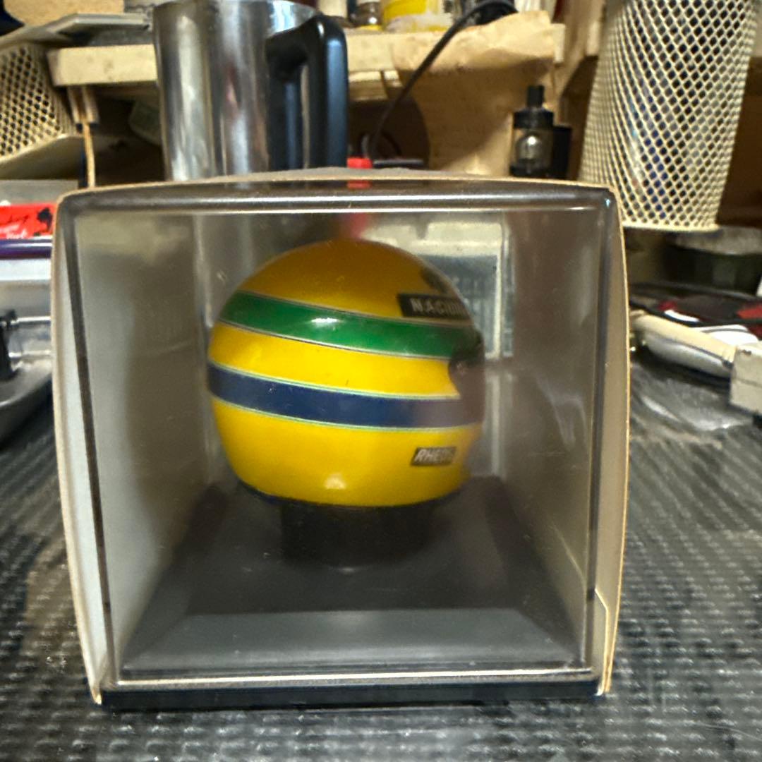セナ1991 ヘルメットミニチュア　プロスト1993ヘルメット ミニチュアセット