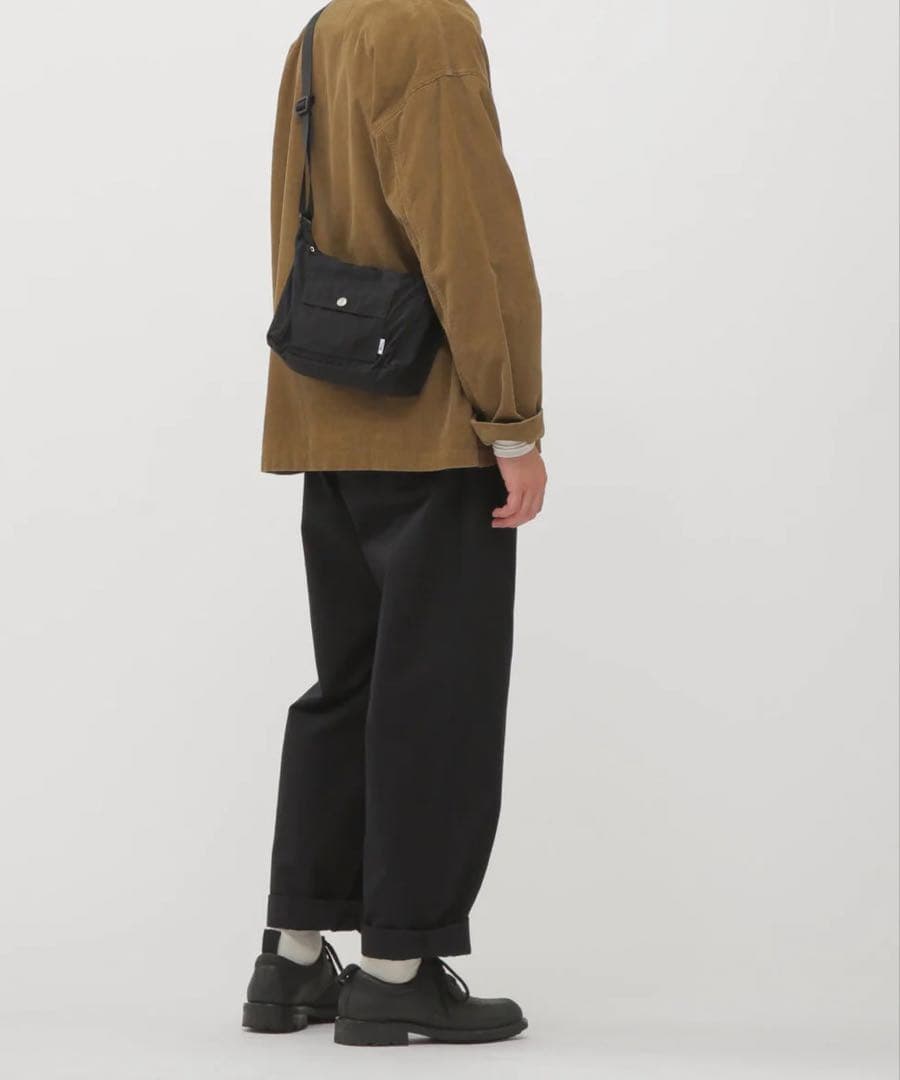 【未使用】MHL MATT NYLON マットナイロンサコッシュ　黒