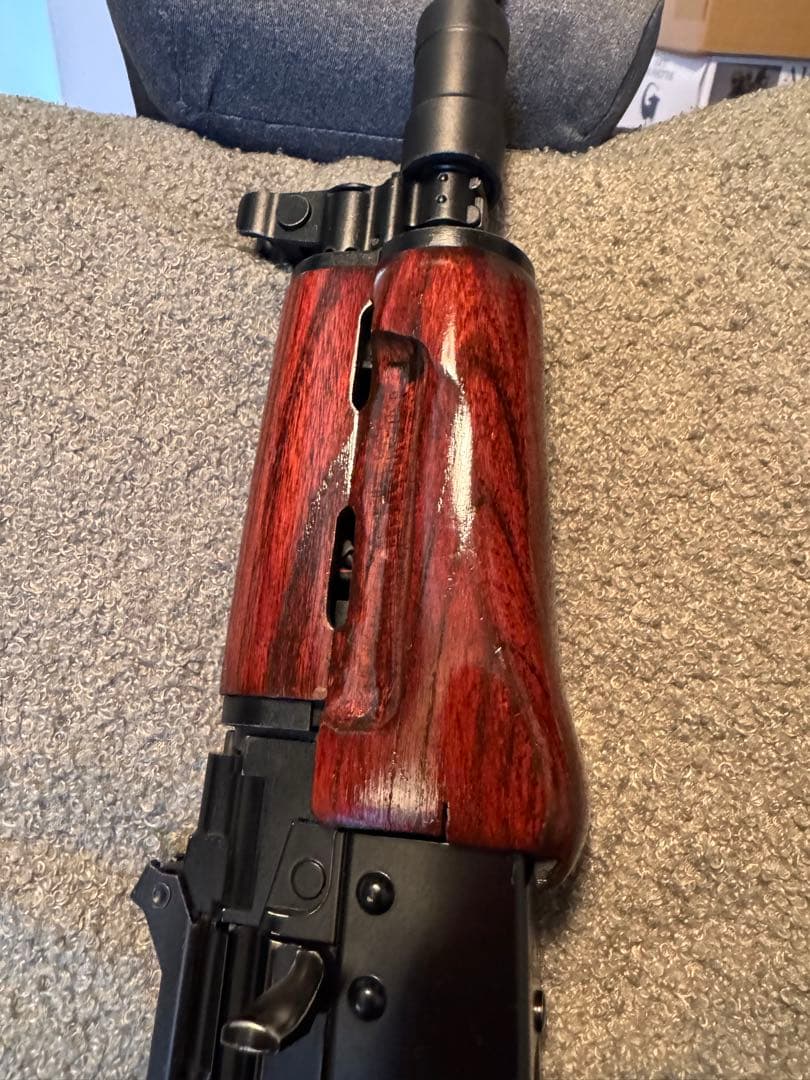 週末値下げ‼️次世代電動ガンAKS-74u 木製ハンドガード 付き