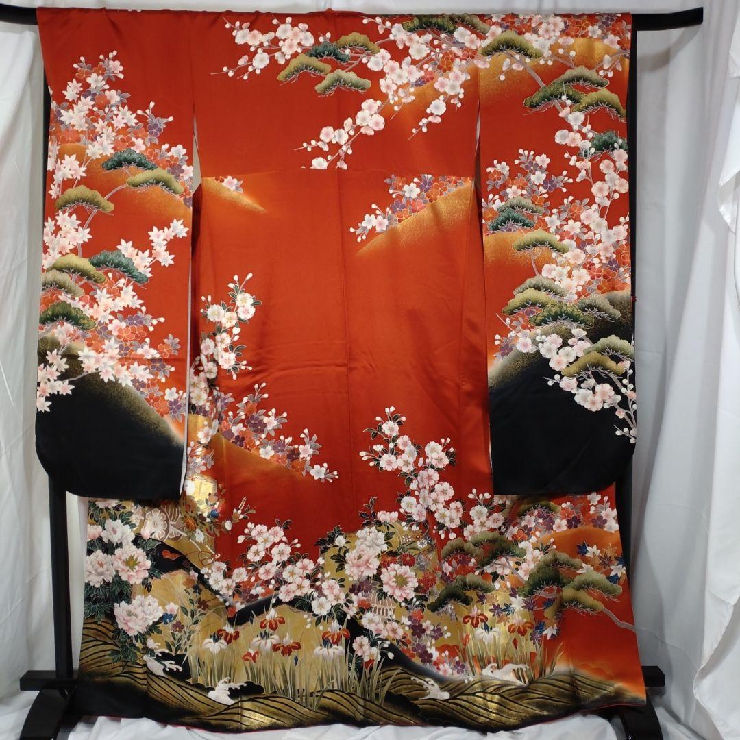 m　着物　振袖フルセット　振袖　赤系　作家物　駒刺繍　金彩　成人式　卒業式