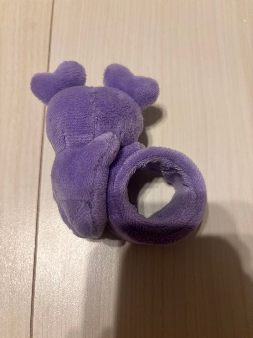 TWICE サナ サブリー ぱっちん バンド ぬいぐるみ グッズ