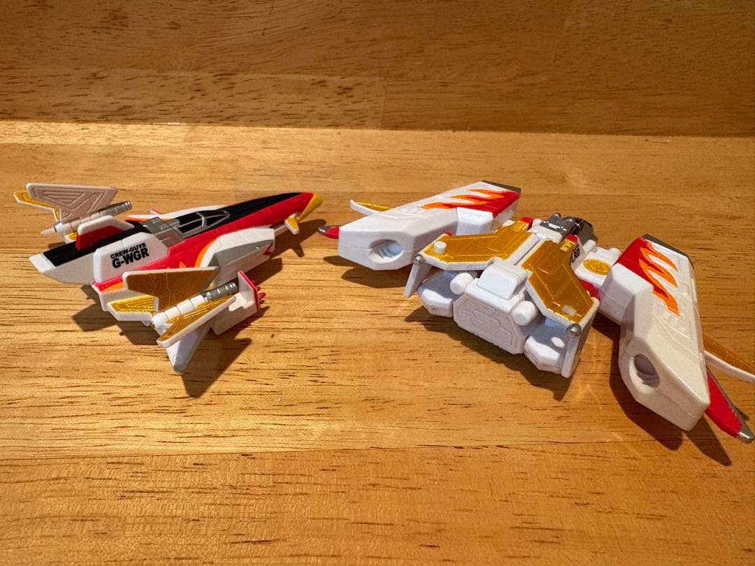 ガンフェニックストライカー　ガンウインガー　ガンローダー　ガンブースター　食玩