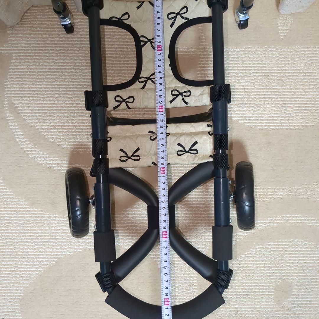 M.ダックス等4輪　リハビリ　食事補助　犬用車椅子　介護用　犬の歩行器