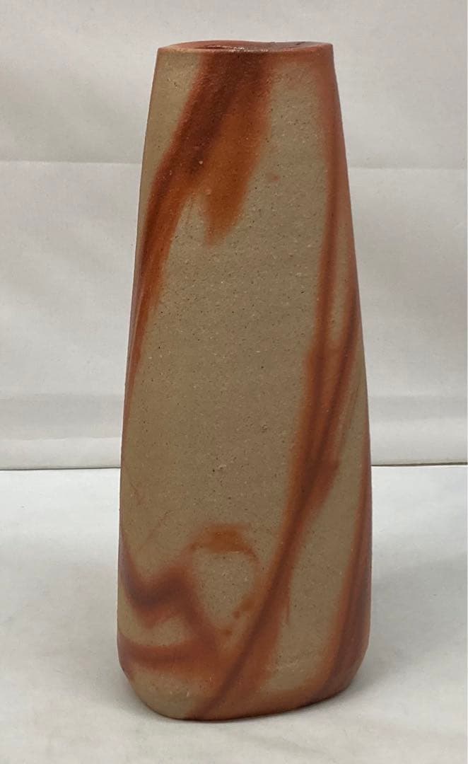 B117b  山本雄一造「備前　三方花入」共布共箱　山本陶秀の長男　緋襷　岡山