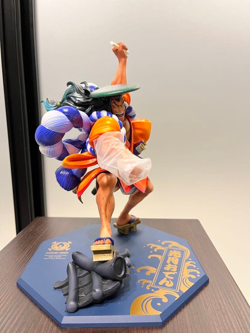 ワンピース　フィギュア　pop 光月おでん