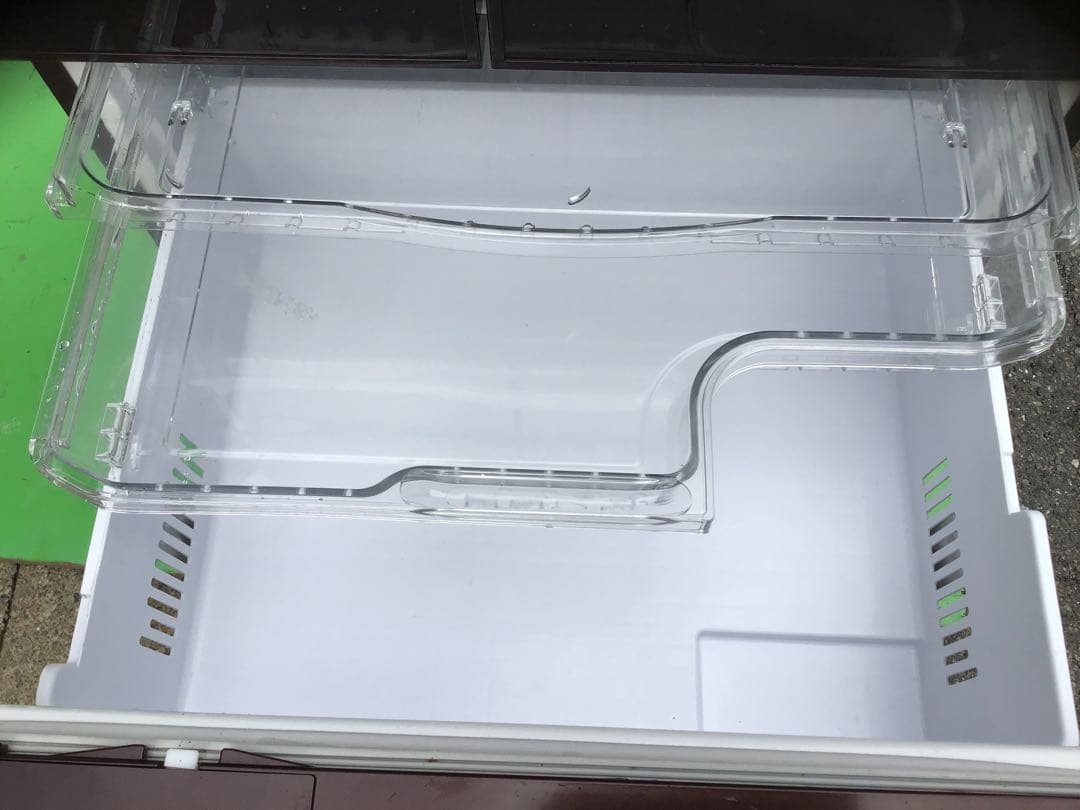 HITACHI 6ドア 冷凍冷蔵庫 ブラウン565ℓ ※直接引渡しのみ