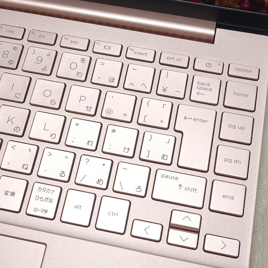 極美品の２０２３年製✨✨６コア１２スレッドのＲｙｚｅｎ５に超高速大容量ＳＳＤ搭載