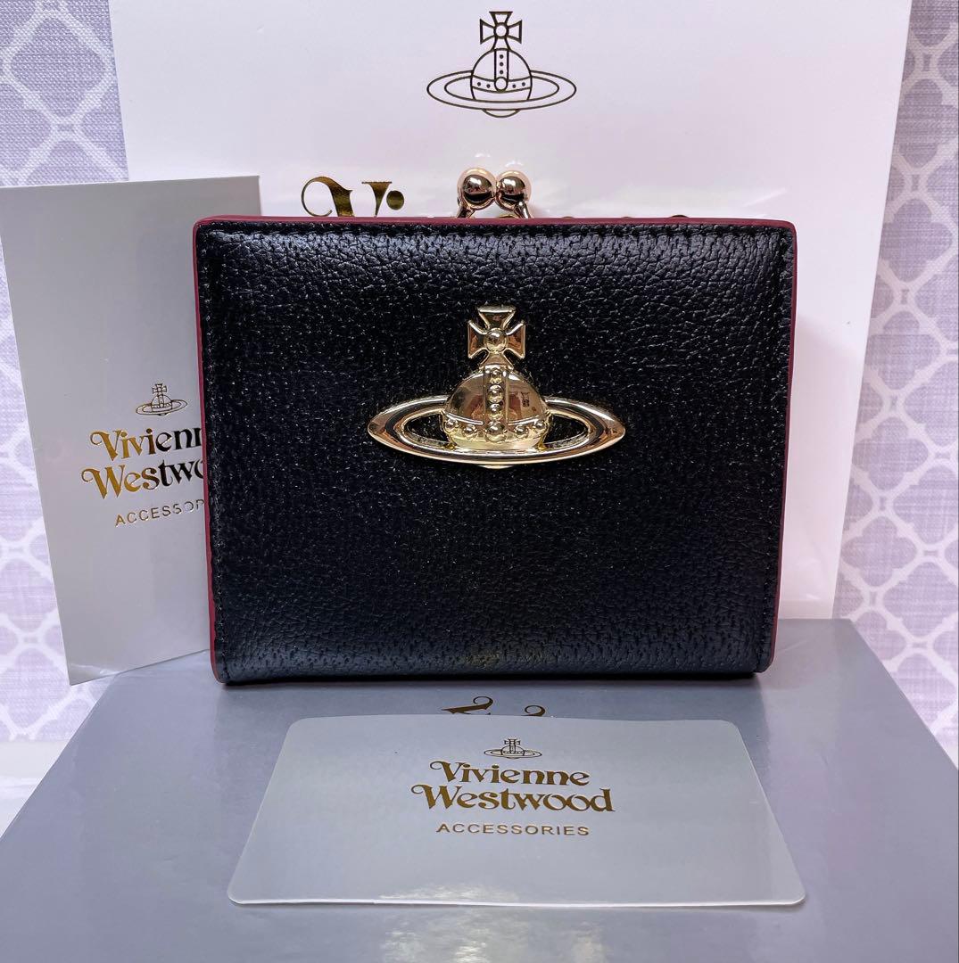【最新☆ショッパー付】高級感 ヴィヴィアン・ウエストウッド 折財布 黒