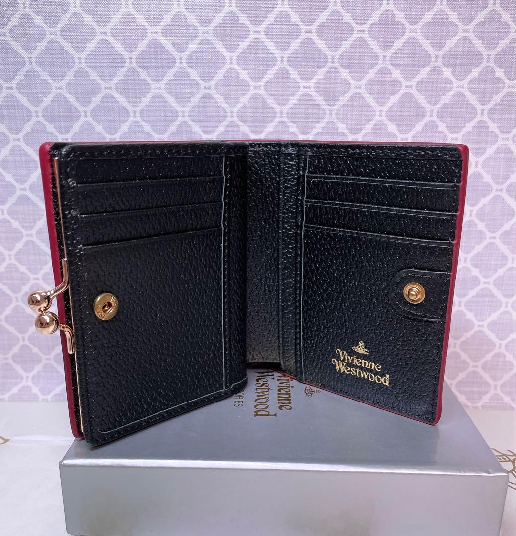 【最新☆ショッパー付】高級感 ヴィヴィアン・ウエストウッド 折財布 黒