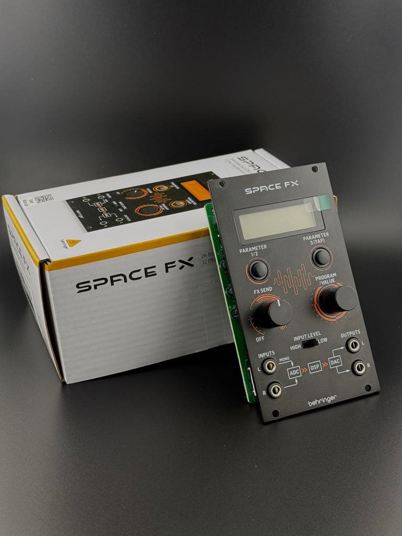 BEHRINGER SPACE FX モジュラーシンセ　ユーロラック