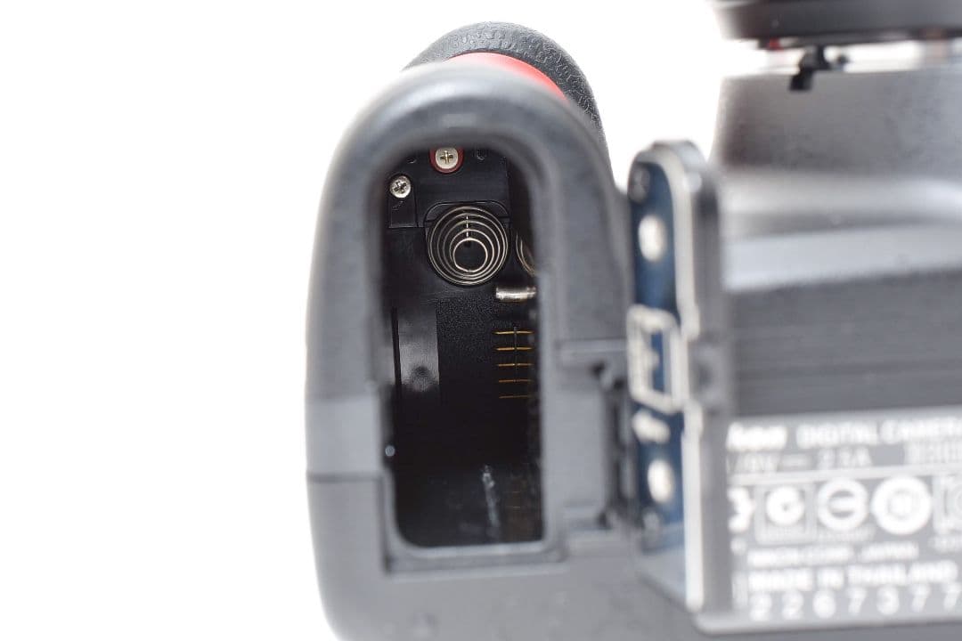 一眼レフデビュー定番の名機✨Nikon D3100✨標準ズームレンズセット✨軽量