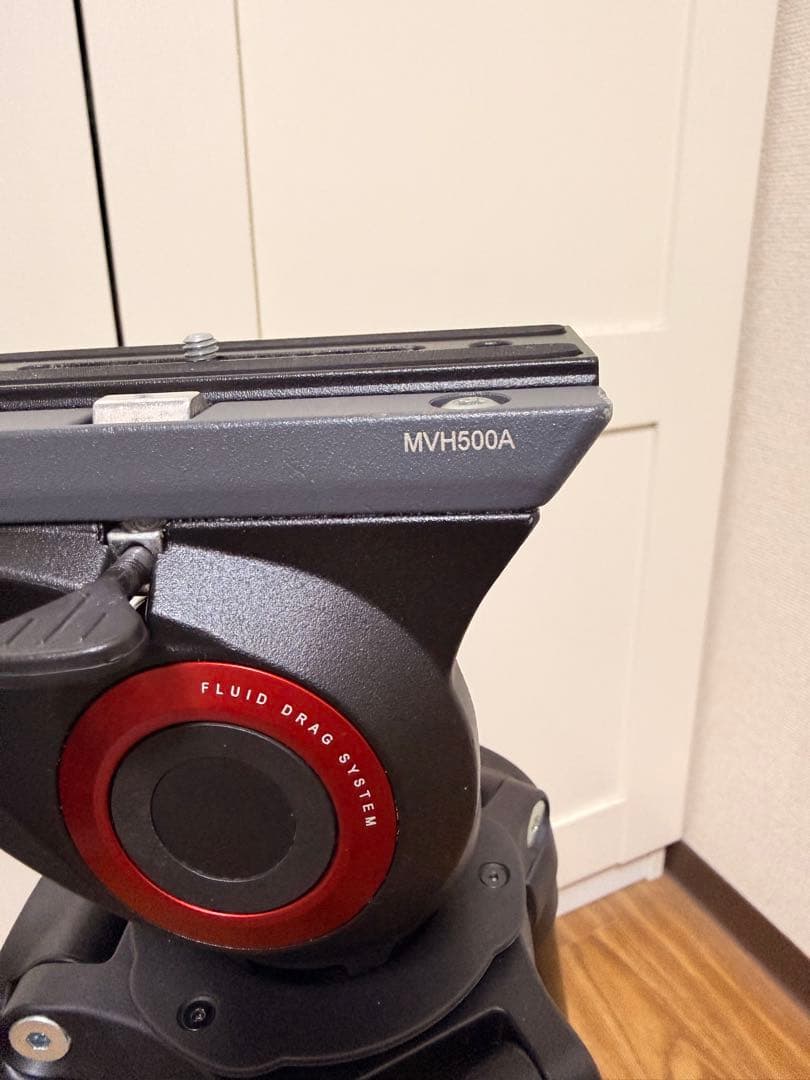 マンフロット三脚 Manfrotto MVT502AM, MVM500A