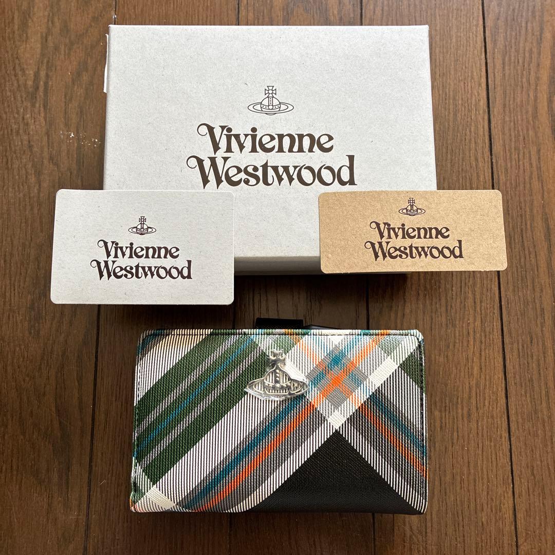 【未使用品】ヴィヴィアンウエストウッド サフィアーノ 折り財布 グリーン 箱付き