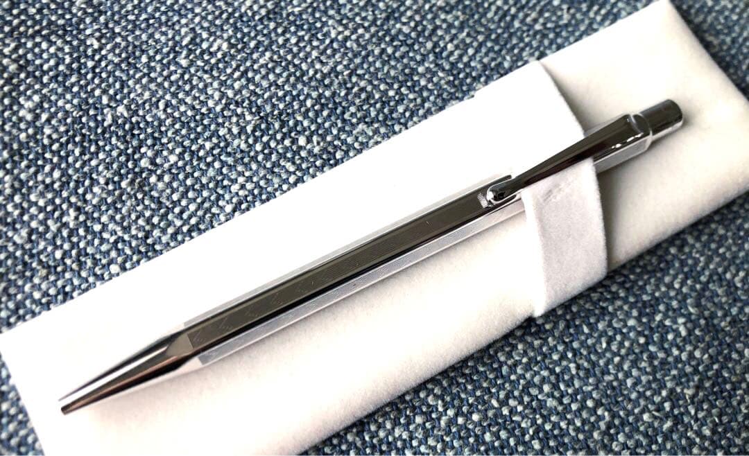 Caran d'Ache カランダッシュ エクリドール シェブロン 名刺入れ