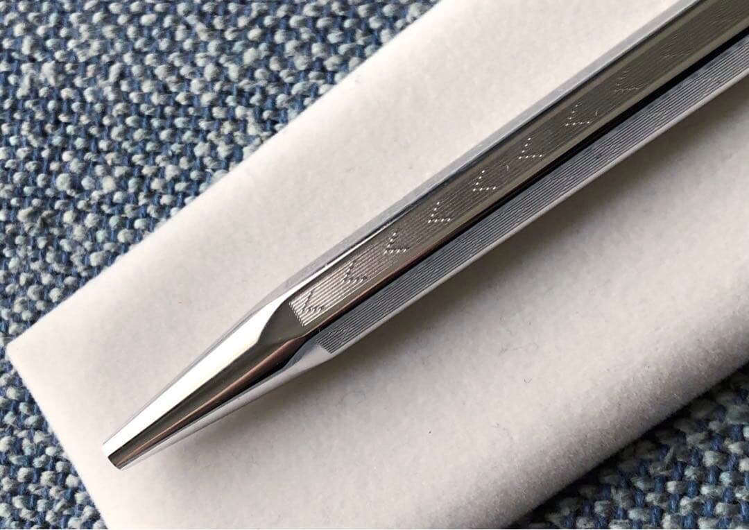 Caran d'Ache カランダッシュ エクリドール シェブロン 名刺入れ