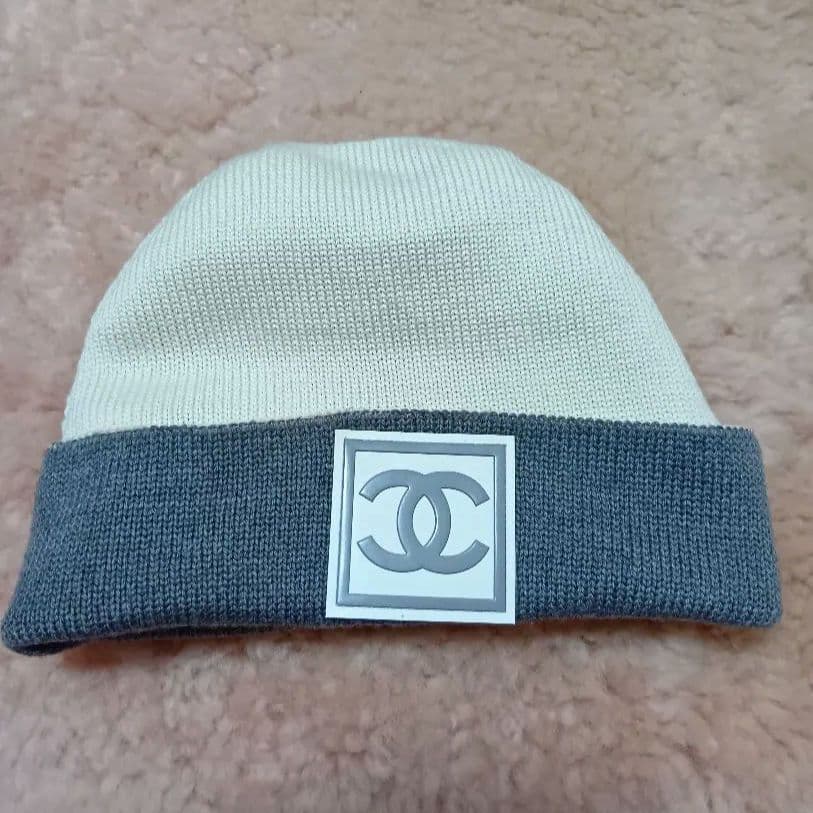 年末年始セール✨ ✨✨CHANEL リバーシブル ニットビーニー