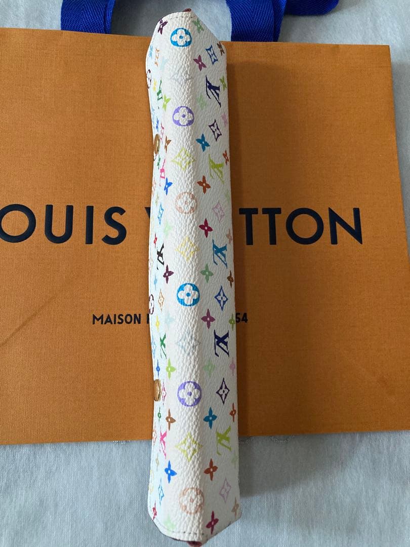 ⭐️未使用❗️ルイ・ヴィトン 腕時計ビジュの レザーサテンベルト 2本セット❗️正規品