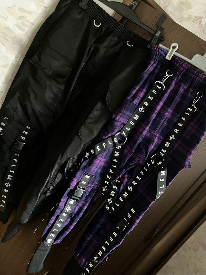 REFLEM ハーネスロゴベルトカーゴパンツ 紫　黒　2つセット
