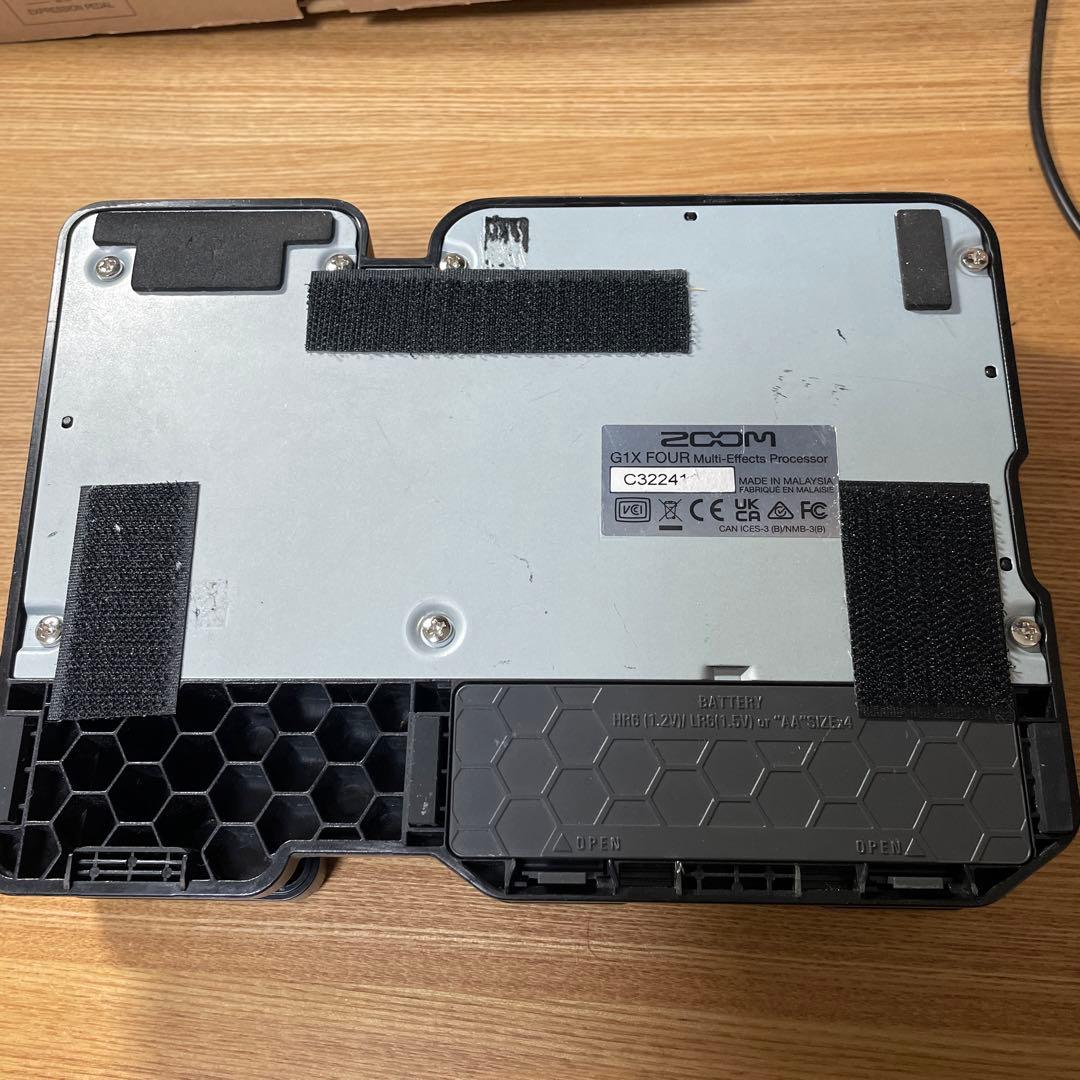 【即購入可】ZOOM G1X FOUR マルチエフェクター