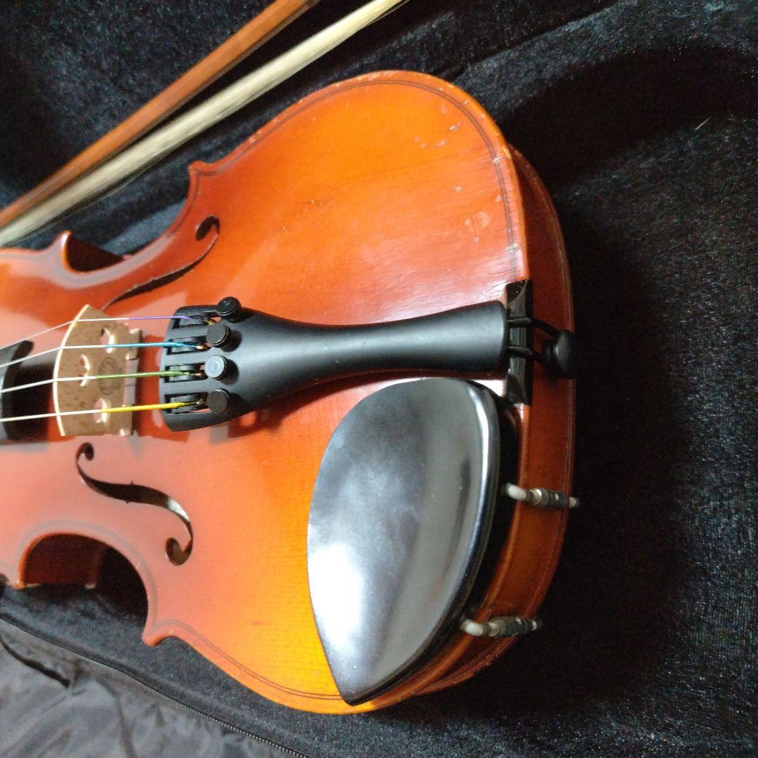 バイオリン本体　1/2サイズとバイオリンケース 軽量ライトブルー、弓付、肩当て付