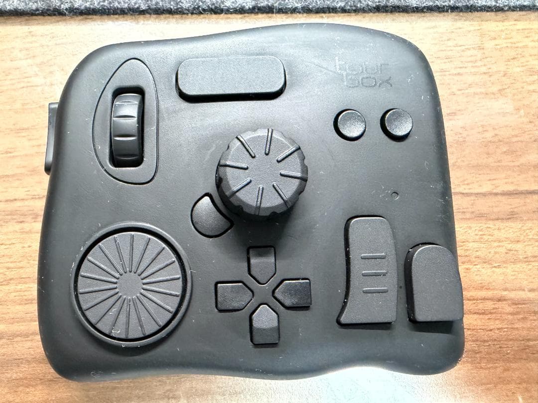 S*i様 TourBox Neo ブラック