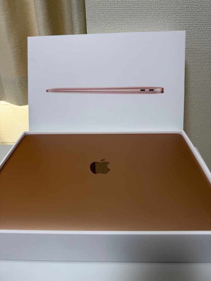 MacBook Air (2020) Intel 13.3インチ 500GB