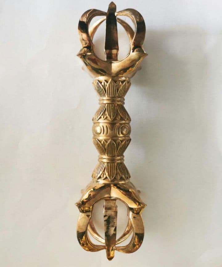 チベット仏教法器 プーバ金鋼撅 真鍮製 vajra 18cm