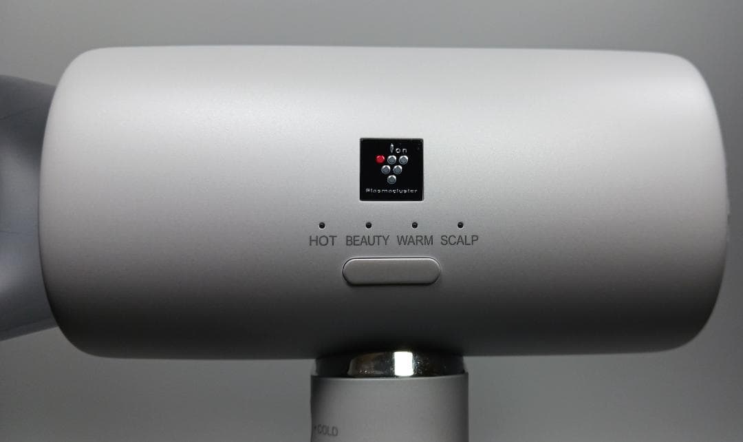 ❤シャープ ドライヤー プラズマクラスタービューティー IB-P801-W 良好