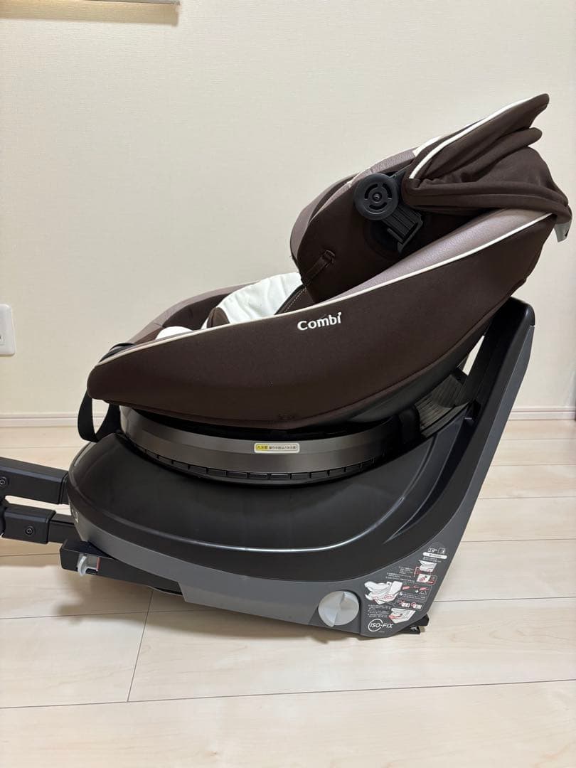 Combi クルムーヴ スマートISOFIX対応 回転式 チャイルドシート