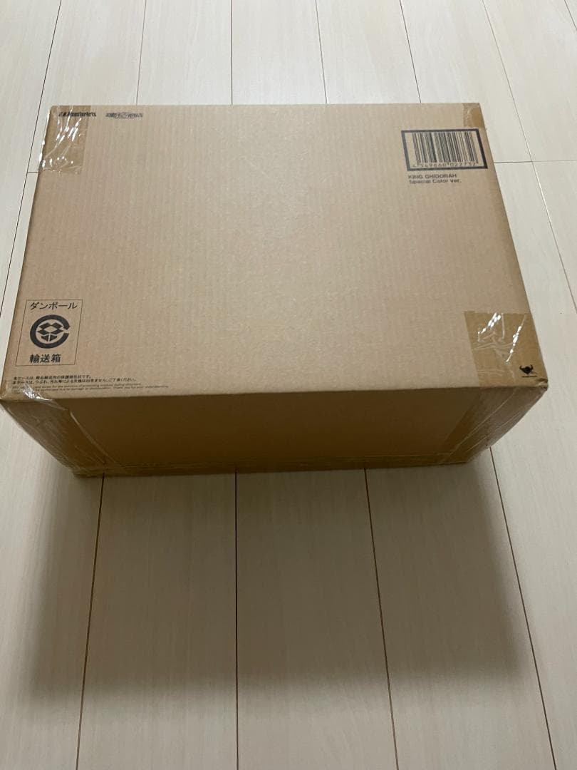 プレミアムバンダイS.H.モンスターアーツキングギドラスペシャルカラーバージョン