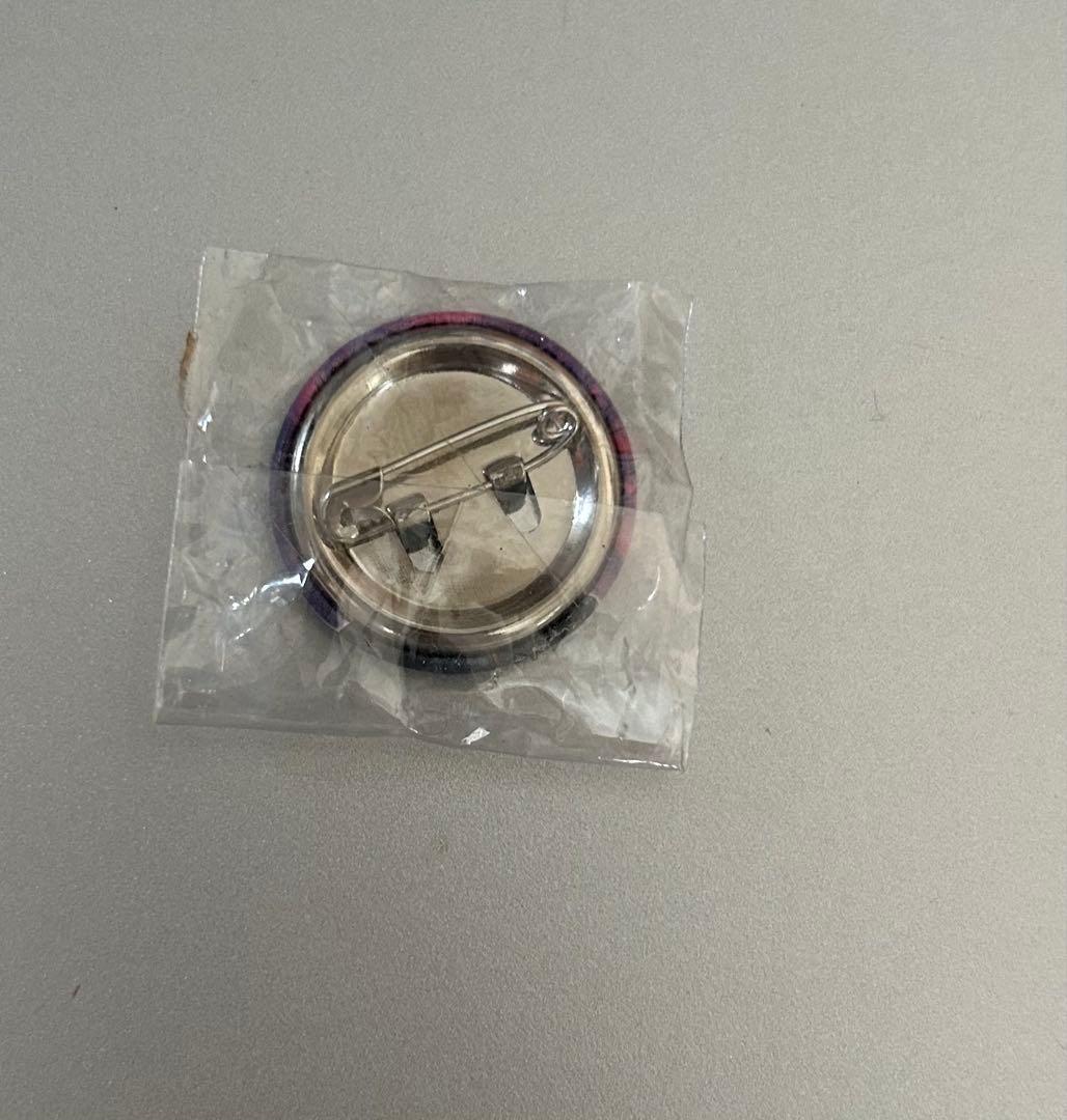 NARUTO ナルト　ミニ　缶バッジ　イタチ