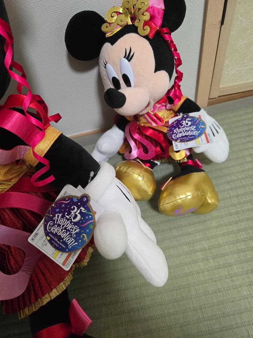 ディズニー35周年　ミニーぬいぐるみ　特大ぬいぐるみ