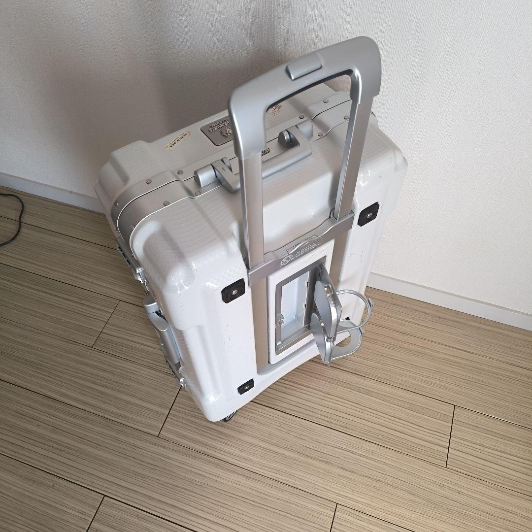 レジェンドウォーカー　スーツケース　オシャレ　高級モデル　ホルダー付き