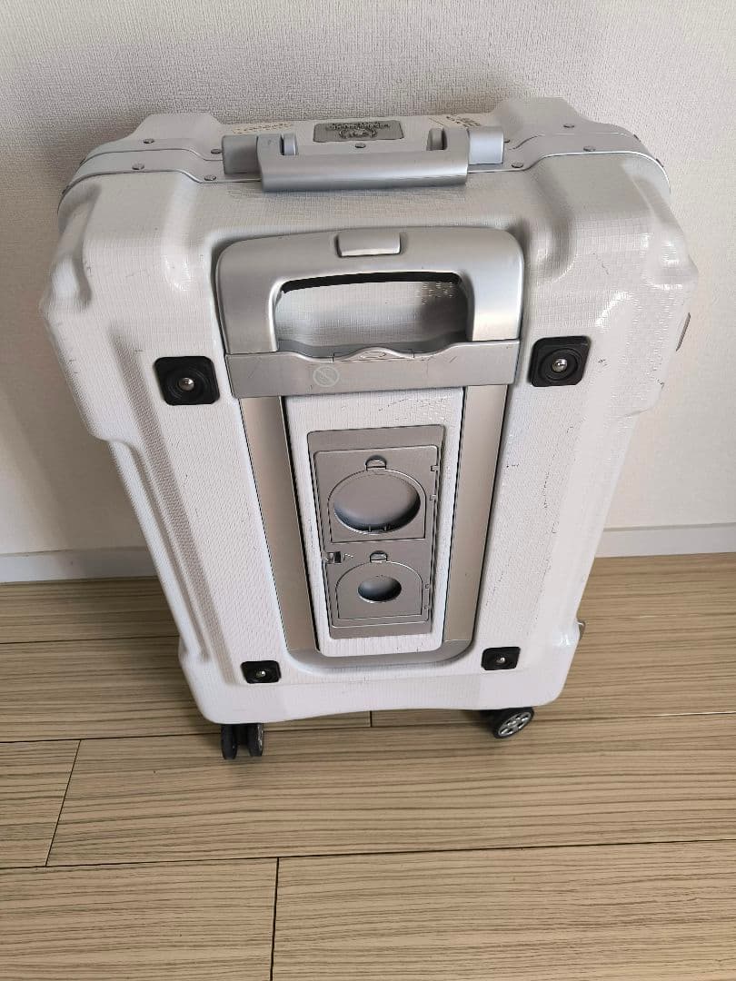 レジェンドウォーカー　スーツケース　オシャレ　高級モデル　ホルダー付き