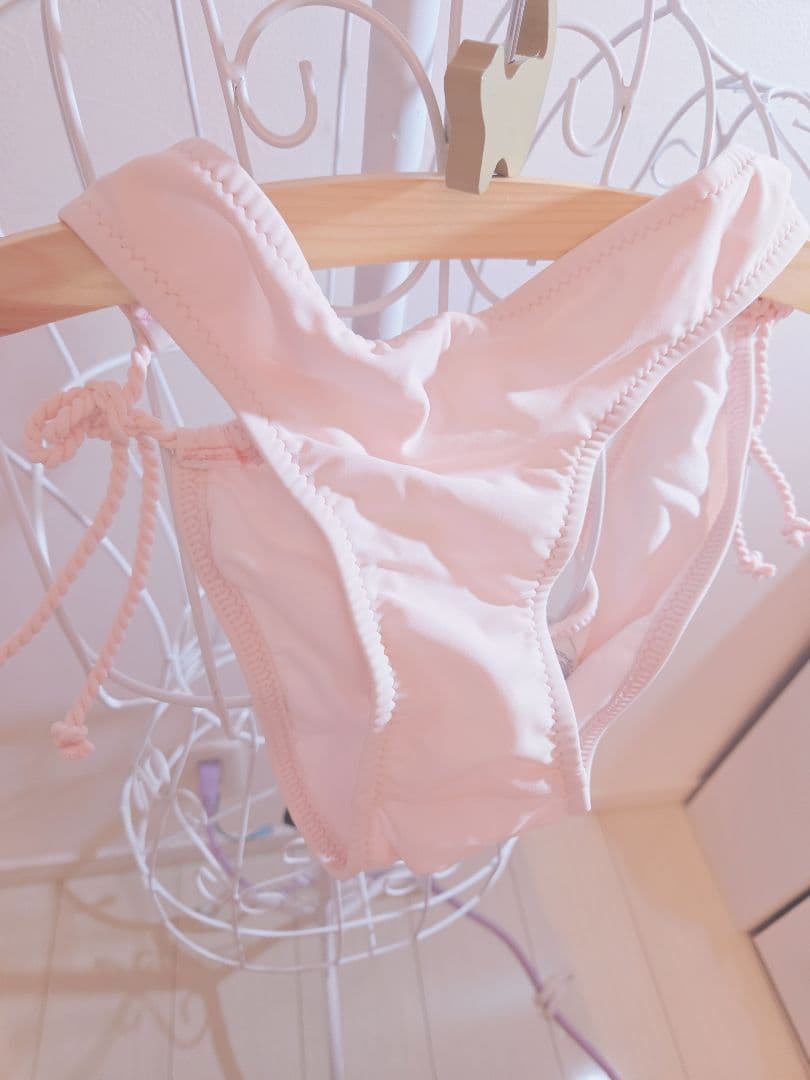 チュアンピサマイ Chuan Pisamai ピンク チュールオフショルダー水着