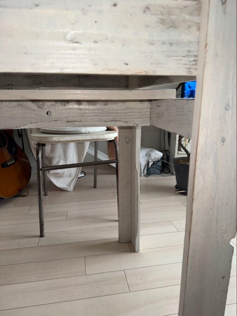 ホワイトペイントアンティーク風　ダイニングテーブル