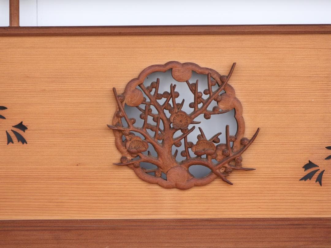 BK168　越中井波彫刻　名工　宏悦　四君子彫　木彫り欄間　一対　細密彫刻　建具