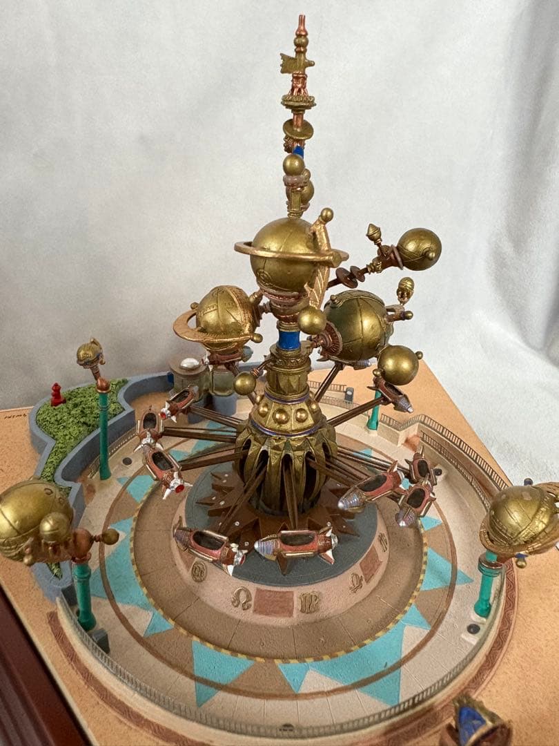 【岡崎宏】オルショウスキー Astro Orbitor フィギュア